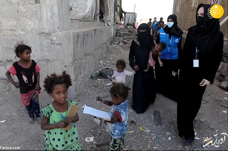 اندوه آنجلینا جولی در میان خانوادههای آواره یمنی/ عکس